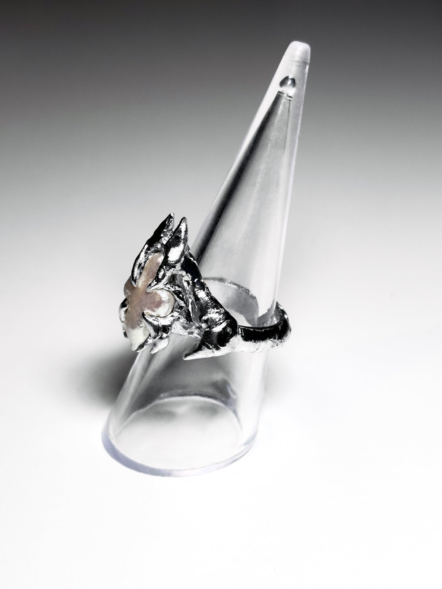 Ring "Saint"