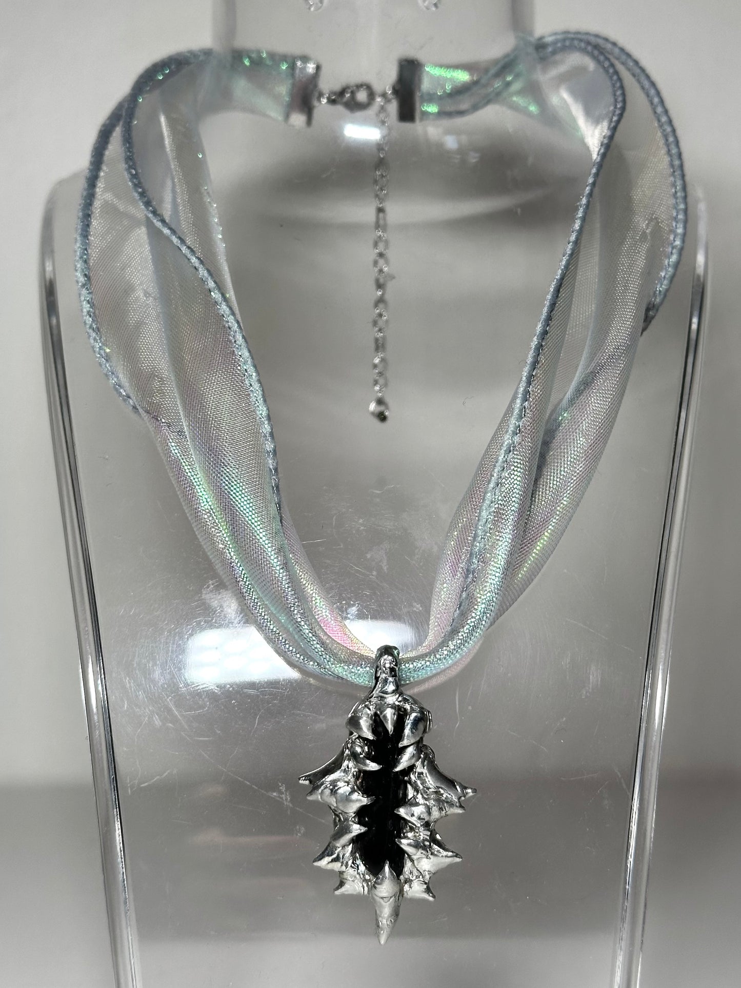 Necklace “Shadow Gate”