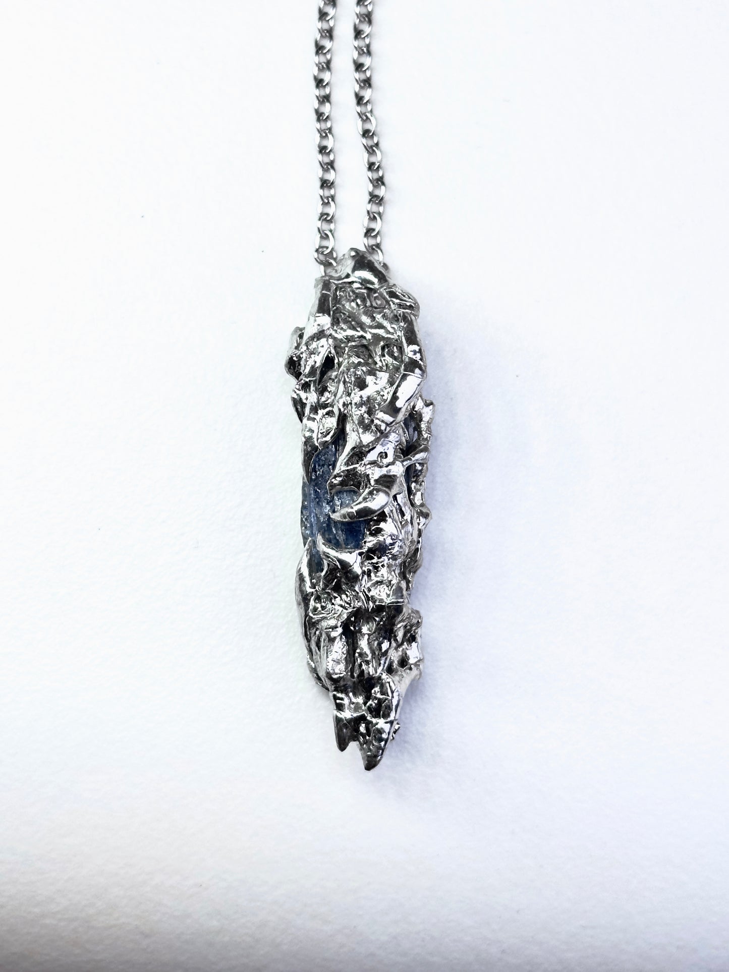 Pendant "Sacred Cave"