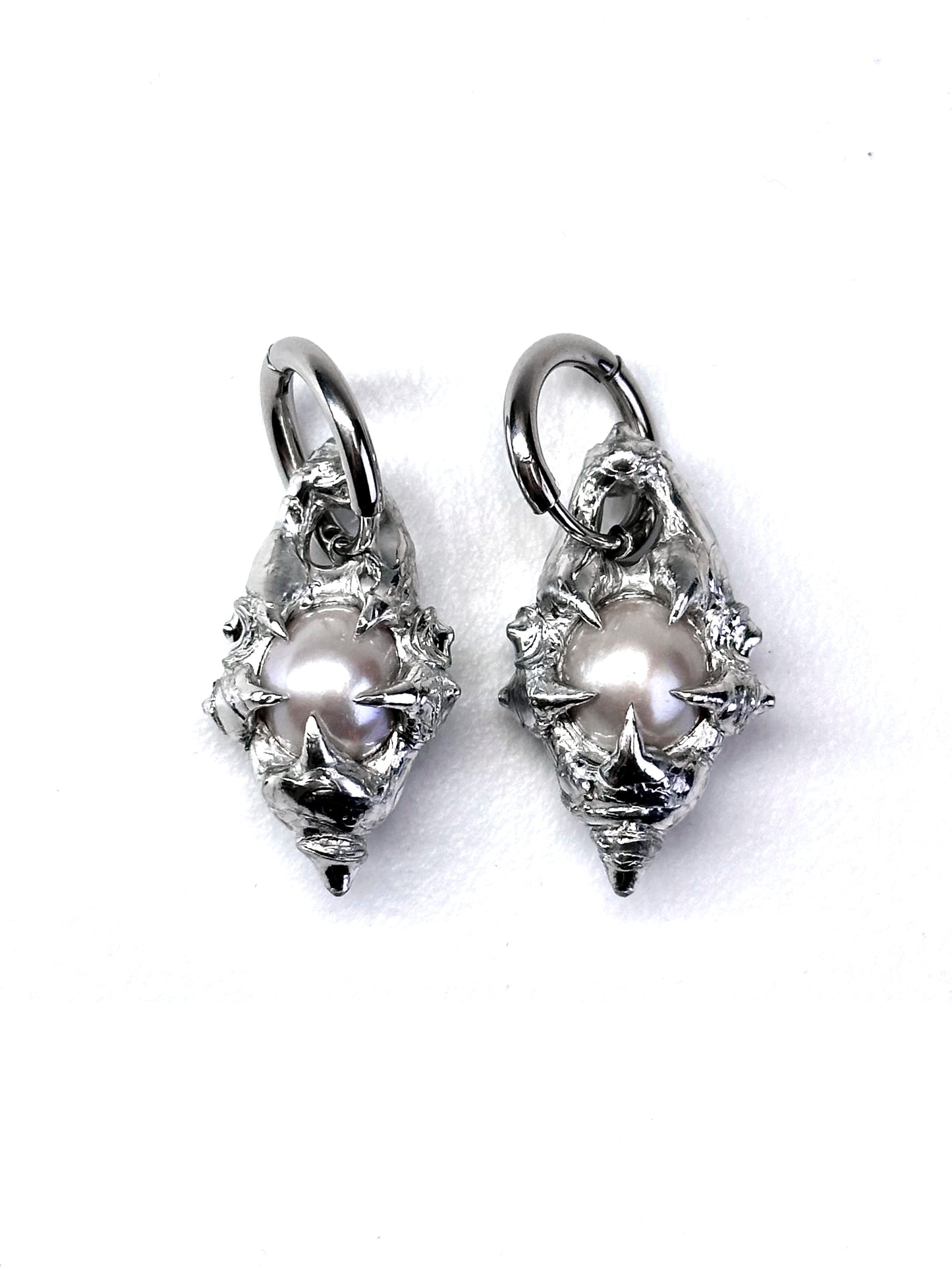 Earrings "Hertz"