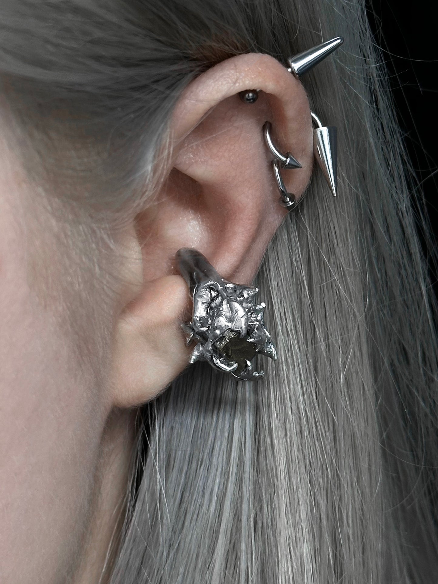Ear cuff “Treasure”